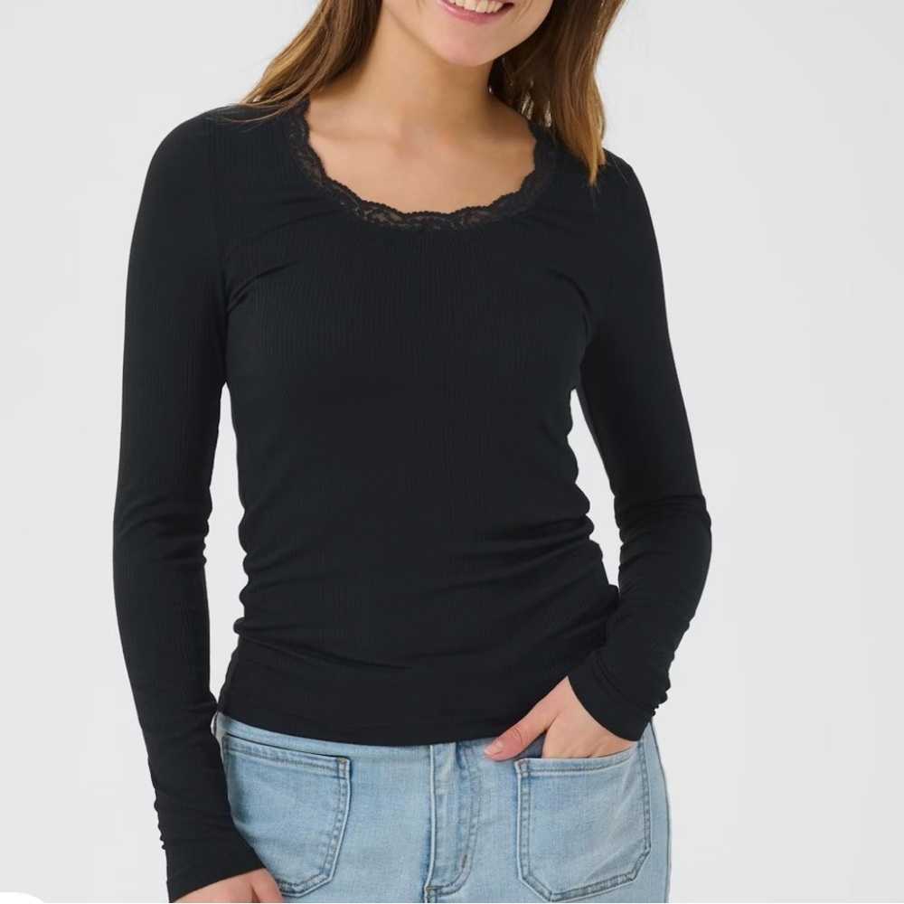 NWT KAFFE KAomi Lace-Trimmed Silky Black Tee Size Medium Lightweight Ribbed Soft